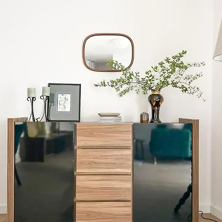 Beautiful In With Kitchen *