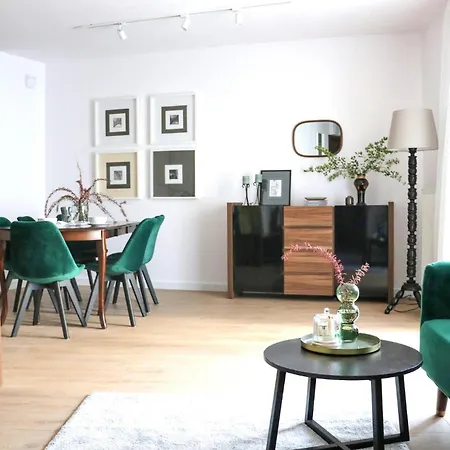 Lejlighed Beautiful In With Kitchen